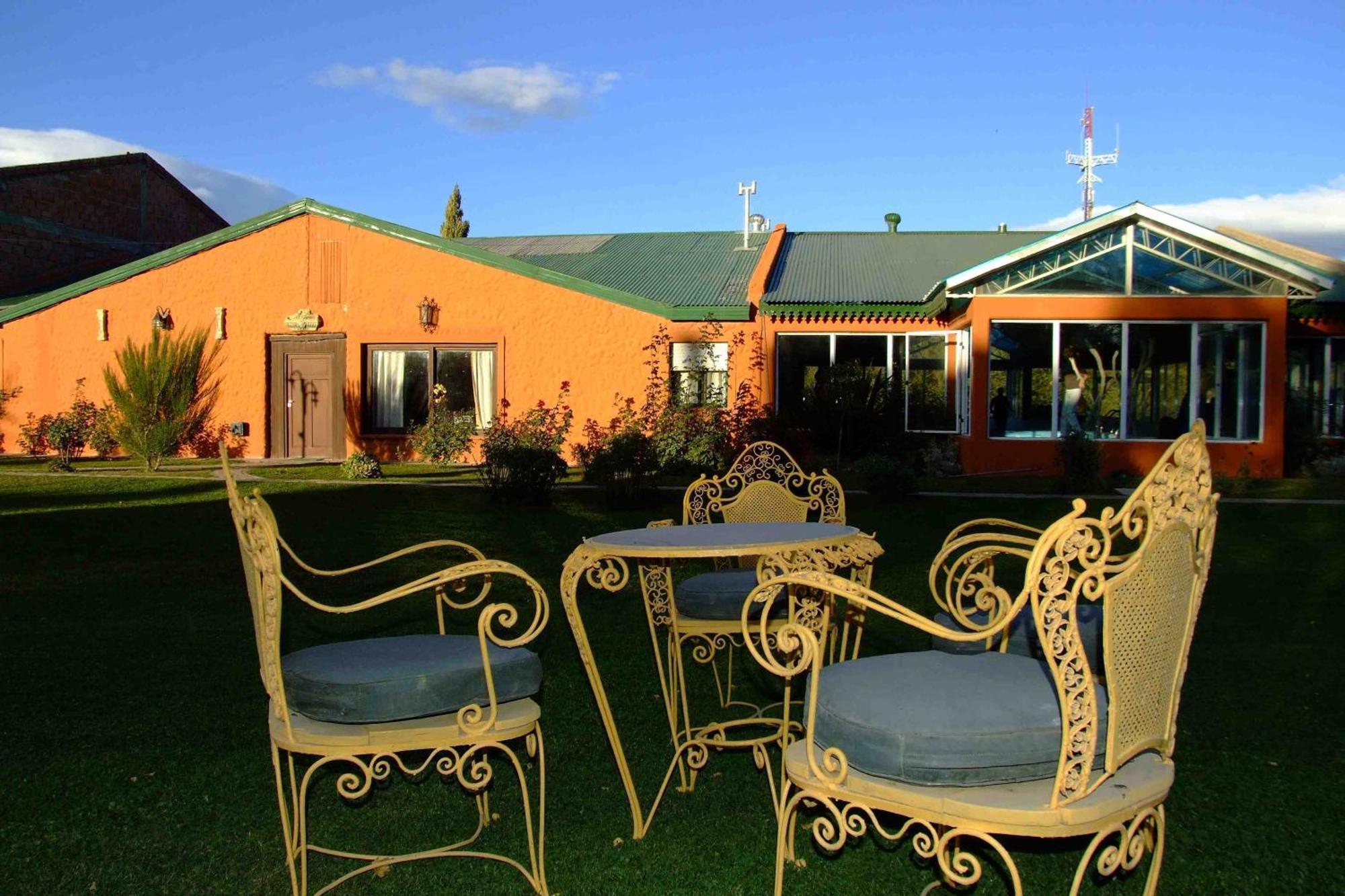 Aparthotel "La Loma" - Vieja Casona El Calafate Exterior foto